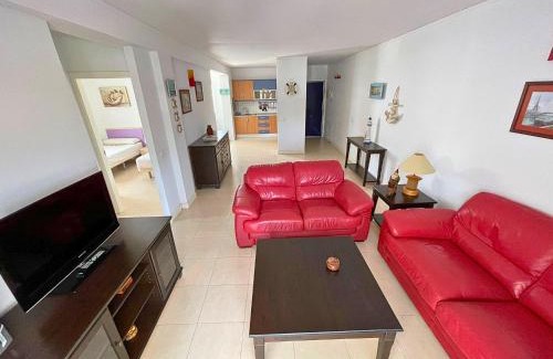 Agaete Apartamento | 2BR Home - 3 min to Agaete Beach - Pool