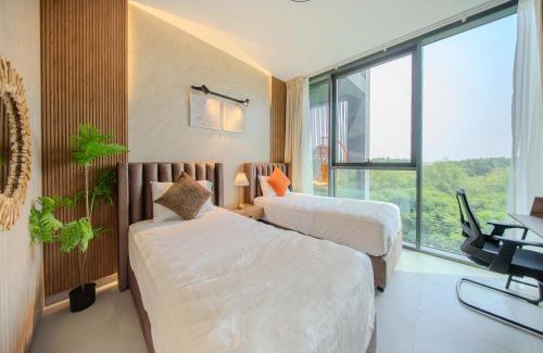 Sharjah Apartamento | 2BR Home - Aljada's Amazing Green Views - Sleeps 6