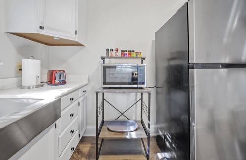 Sans Souci Casa | 2BR Home with Game Room, Near Downtown & Nature