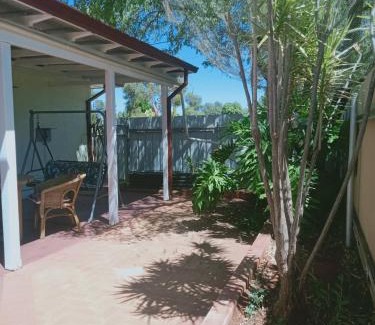 West Lamington Casa | 2BR house in West Lamington