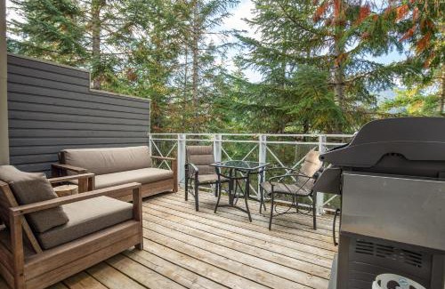 Whistler Creekside Casa | 2BR in Gondola Heights close to Creekside Gondola with Wood Fire and Ski Storage