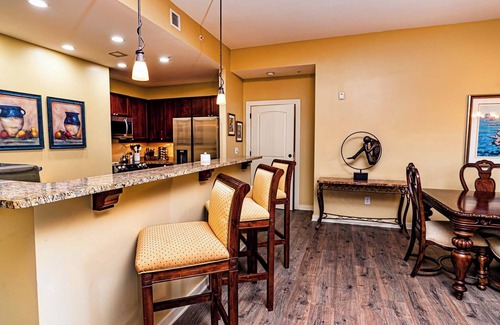 St. Augustine Condominio | 2BR- King- Pool/hot tub- 2-balconies- sleeps 6- near historic district