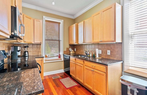 Soulard Casa | 2Br Kings Palace Summ