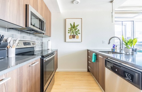 West Bellevue Apartamento | 2BR | Lounge, Rooftop, Gym | Bellevue | Sophari C