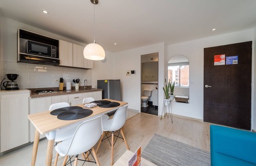 Financial District Apartamento | 2BR Magnificent Apartment in Chapinero Alto with Laundry Facilities