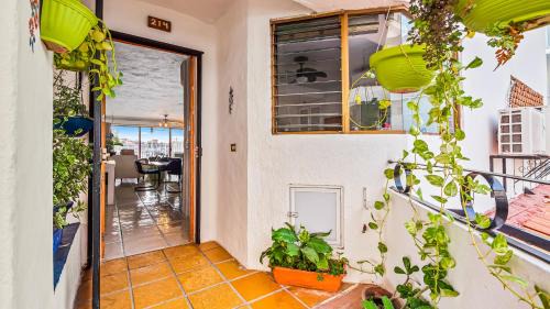 Marina Vallarta Apartamento | 2BR Marina Condo