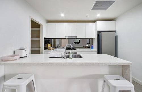 Mascot Apartamento | 2BR Mascot Apartment near Airport & CBD