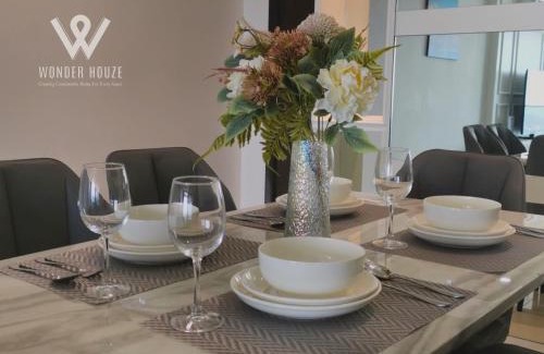 Taman Century Apartamento | 2BR Modern Stay at D'Esplanade Residence above KSL Mall