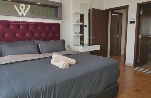 Taman Century Apartamento | 2BR Modern Stay at D'Esplanade Residence above KSL Mall