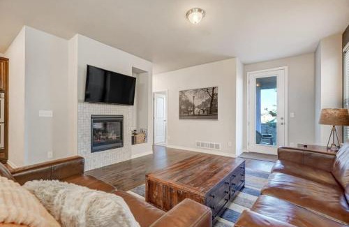 Rockrimmon Casa | 2BR Mtn Views USAF Academy Newly Build Central AC