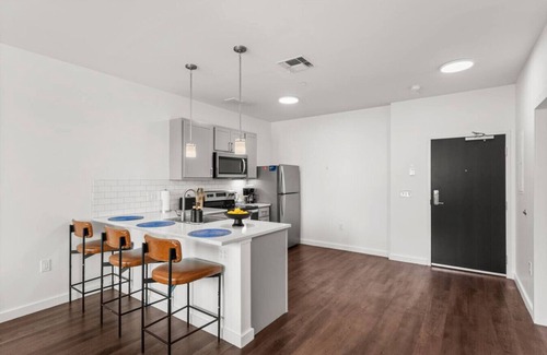 Hough Apartamento | 2BR Near Clinic, Case Western & Museums