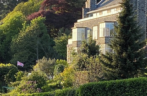 Salcombe Apartamento | 2BR North Sands Apt - Dog Friendly & Free Parking