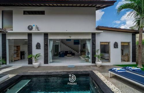 Taman Griya Villa | 2BR Peaceful & Luxury Getaway at Villa Biru