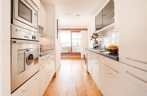 The City of London Apartamento | 2BR Penthouse with Terrace in the Heart of Holborn