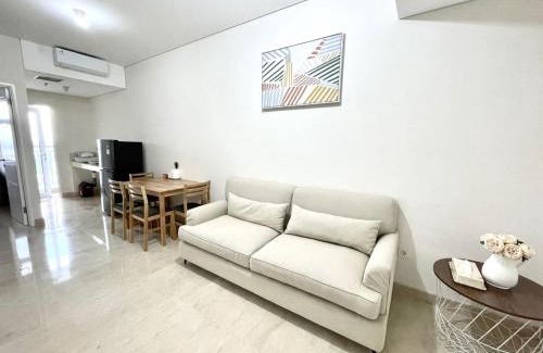 Kesawan Apartamento | 2BR Podomoro w/access to mall