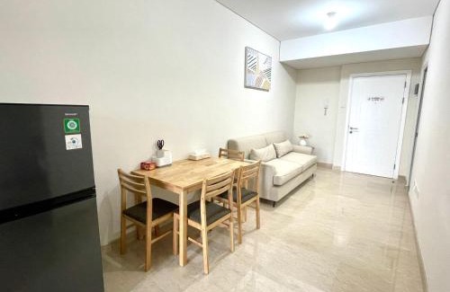 Kesawan Apartamento | 2BR Podomoro w/access to mall