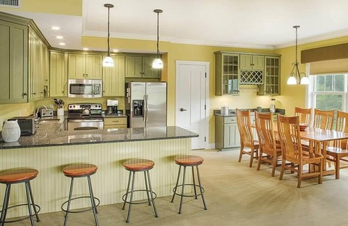 Jeffersonville Condominio | 2br Presidential Condo-Mt Hideaway-ski, hike, swim