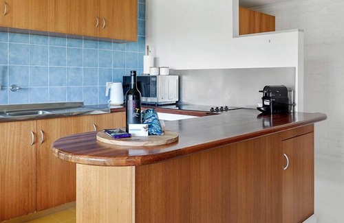 Middleton Cabaña | 2BR Self-Contained Cottage Close to Middleton Beach(Cottage)