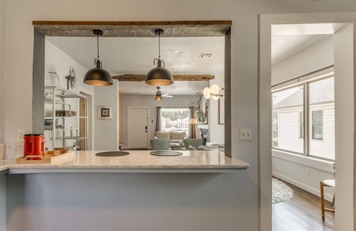Miller Casa | 2BR Stylish Retreat in Midtown