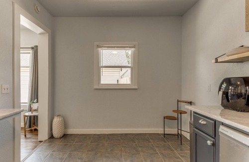 Miller Casa | 2BR Stylish Retreat in Midtown