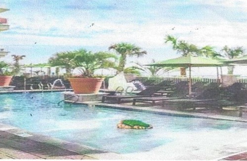 Northeast Virginia Beach Complejo | 2BR Suite - City View