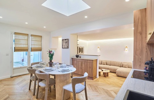 Hopital Saint-Louis Apartamento | 2BR With AC Canal Saint-martin