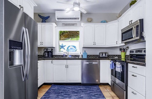 Caret Bay Apartamento | 2BR With incredible views, private pool & free concierge