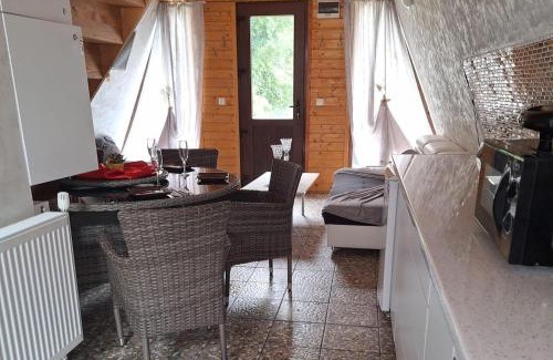 Bran Casa | 2brCabin-Fireplace-HotTub-Sauna-SkiResort