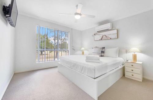Bellara Apartamento | 2BRM Self Contained Apt - Pumicestone Passage View