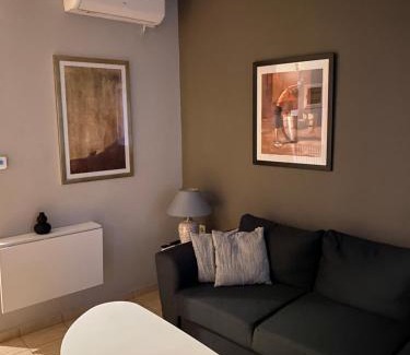 Larissa Apartamento | 2DOORS & Free Parking