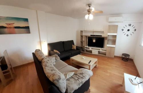 La Línea de la Concepción Apartamento | 2F, Aire Acondic, 80m2, 2 dormitorios, 4 huéspedes, WIFI GRATIS