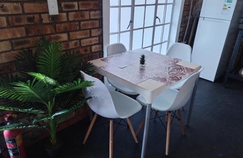 Graskop Apartamento | 2K City Studios Not Self catering