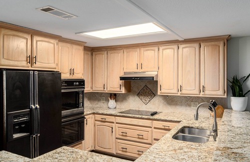 Mead Casa | 2Kings 2Doubles - Boat Dock in Cozy Cove PetsAsk
