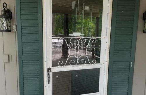 Mayfield Casa | 2Lakes 6BR 3BA Hot Tub Close to Traverse City Pontoon and Kayaks available