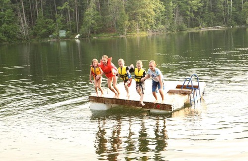 Mayfield Casa | 2Lakes 6BR 3BA Hot Tub Close to Traverse City Pontoon and Kayaks available