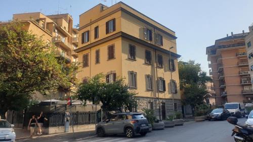 Quartiere XVII Trieste Apartamento | 2MG: appartamento con terrazzo nel cuore di Roma!