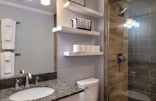 Downtown Cabaña | 2nd Street Retreat: Private Cottage in Downtown Bentonville