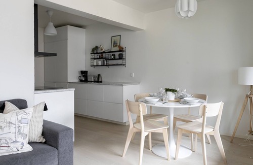 Kluuvi Apartamento | 2ndhomes Modern 1BR Apartment w Balcony