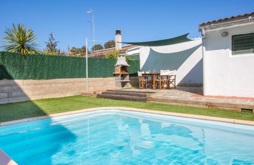 Vidreres Villa | 2Ona1 - Lloret de Mar