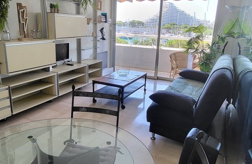 Villeneuve Loubet Beach Apartamento | 2pces magnificent sea view and port Air conditioning and parking 100m from the beach