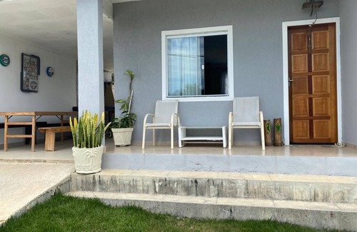 Praia da Vila Casa | 2qts, 2bnhs, Coz.,sl., ar. Gour. Piscina, Garg. Jardim
