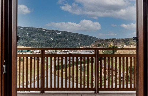 Andalo Apartamento | 2R-Apt Bucaneve at the 2nd floor w/v iew; ski room, parking, wi-fi
