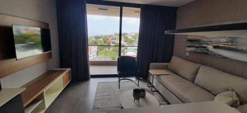 Windermere Apartamento | 2SIX2 On Florida Road, Modern Lifestyle apartment 802