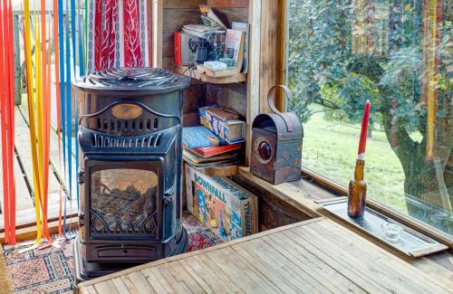Scarborough Casa | 2x Double Bed - Glamping Wagon Dalby Forest