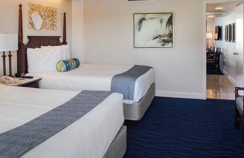 St. Pete Beach Hotel | 2x Gulf Front View Villa w/ Balcony 2 Double Beds at Island Grand at TradeWinds