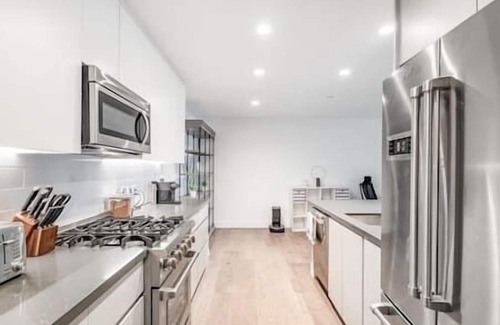 Menlo Park Apartamento | 2x2BA Infamous Sandhill pool BBQ