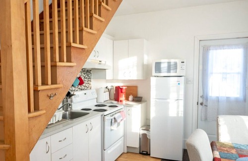 Desjardins Casa | 3 1/2 bright and parking on site (Vieux-Lévis)