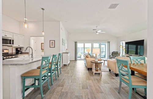 Wildwood Casa | 3/2 in The Village of Richmond