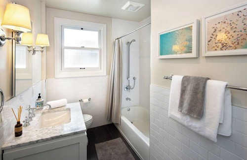 Mount Davidson Manor Casa | 3/2 Luxury house in Sf w/ yard/ gym