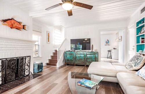 Neptune Beach Casa | 3/2 Pool Home - 2 blocks from bch - w/ Golf Cart!